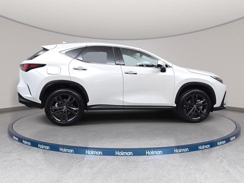White Pearl 2025 Lexus NX 450h+ Luxury