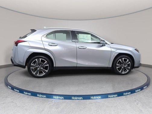 Iridium 2026 Lexus UX 300h Premium