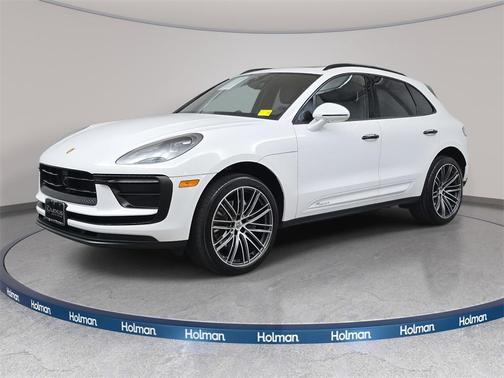 2023 Porsche Macan T