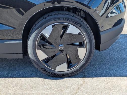 2026 Volvo EX30 Ultra