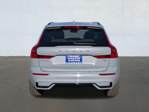 2026 Volvo XC60 Plug-In Hybrid T8 Ultra Dark