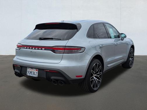 2023 Porsche Macan Base