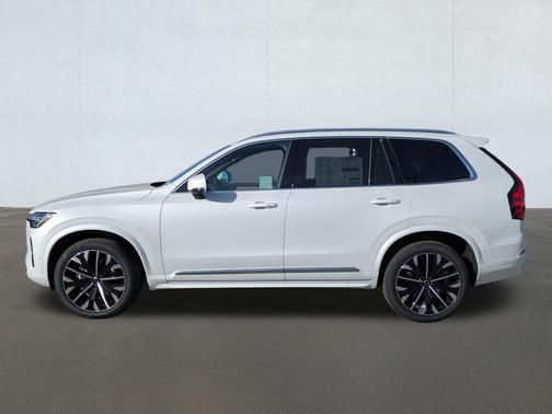 2026 Volvo XC90 B6 Plus Bright