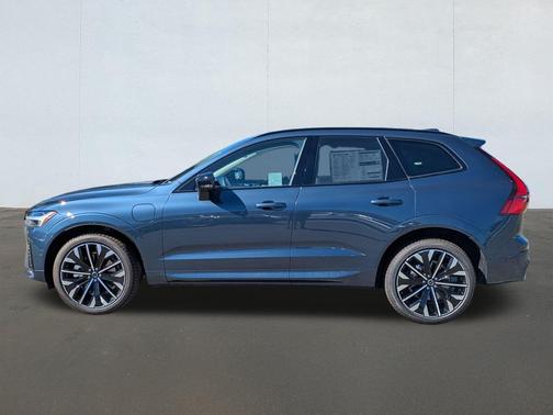 2026 Volvo XC60 Plug-In Hybrid T8 Ultra