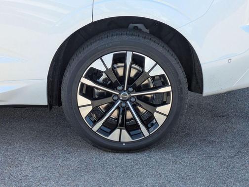 2026 Volvo XC60 T8 Plus Dark