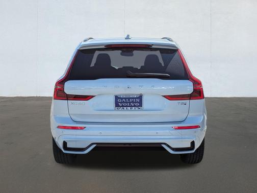 2026 Volvo XC60 T8 Plus Dark