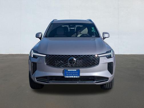 2026 Volvo XC90 B6 Plus Bright