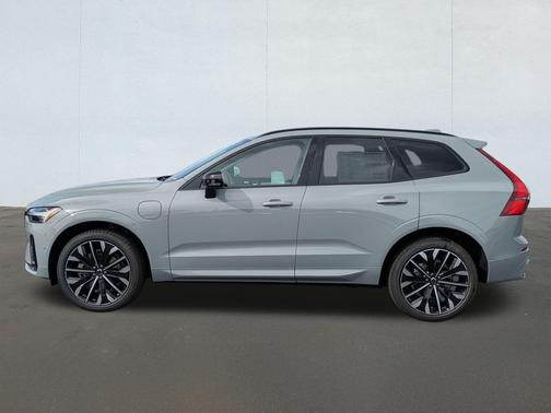 2026 Volvo XC60 Plug-In Hybrid T8 Ultra Dark