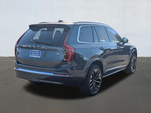 2026 Volvo XC90 B6 Plus Bright