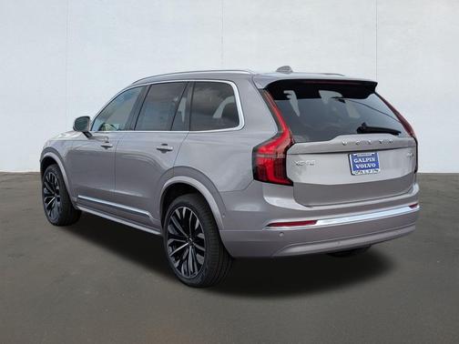 2026 Volvo XC90 B6 Plus Bright
