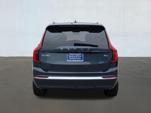 Denim Blue Metallic 2026 Volvo XC90 Plus, B6 AWD Gas (mild hybrid), Gasoline, Bright, 7 Seats