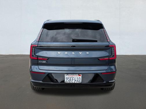 2025 Volvo EX90 Twin Motor Plus