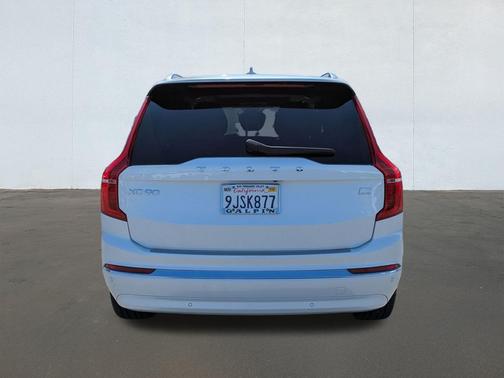 2024 Volvo XC90 Recharge Plug-In Hybrid T8 Plus Bright Theme 7-Seater