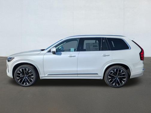 2026 Volvo XC90 B5 Plus 7-Seater