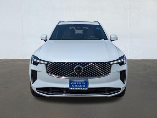 2026 Volvo XC90 Plug-In Hybrid T8 Plus 7-Seater