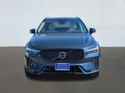 Denim Blue Metallic 2026 Volvo XC60 B5 Ultra