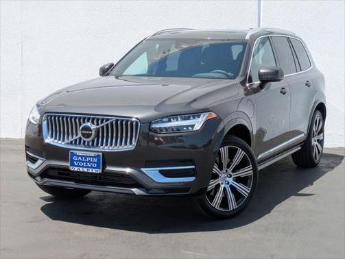 2023 Volvo XC90 Recharge Plug-In Hybrid T8 Plus Bright Theme 7-Seater