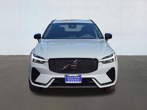 VAPOUR GREY 2027 Volvo XC60 Plug-In Hybrid T8 Ultra Black Edition