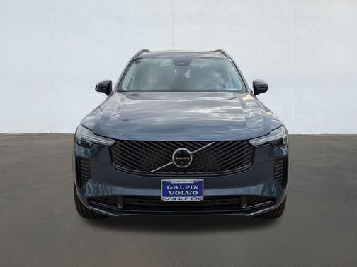 2026 Volvo XC90 B6 Ultra Dark Theme 7-Seater