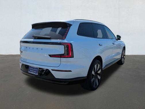 2025 Volvo EX90 Twin Motor Performance Plus