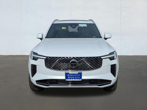 Crystal White Pearl 2026 Volvo XC90 Plug-In Hybrid T8 Plus Bright