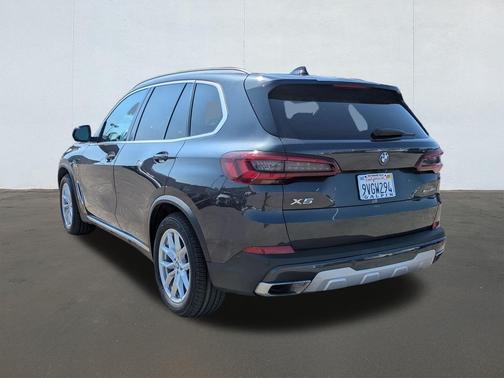 2023 BMW X5 PHEV xDrive45e