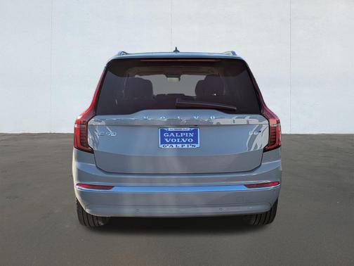 2026 Volvo XC90 B6 Ultra 7-Seater