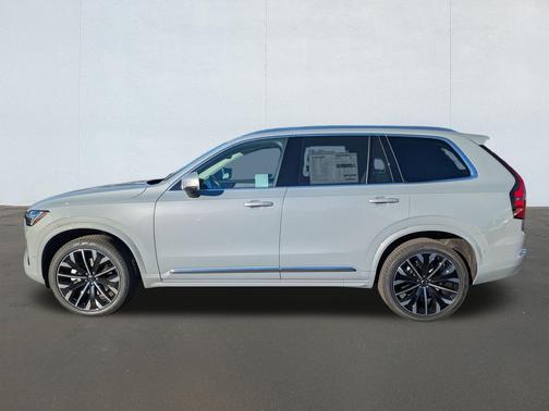 2026 Volvo XC90 B6 Ultra 7-Seater