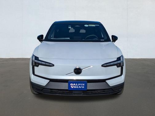 2025 Volvo EX30 Twin Motor Plus