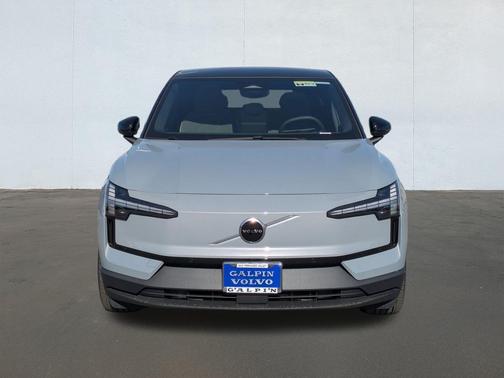 2026 Volvo EX30 Plus