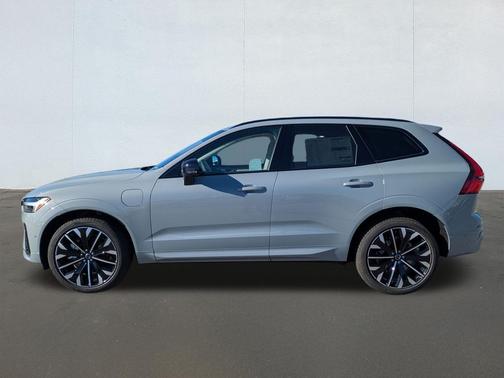 2026 Volvo XC60 Plug-In Hybrid T8 Ultra Dark