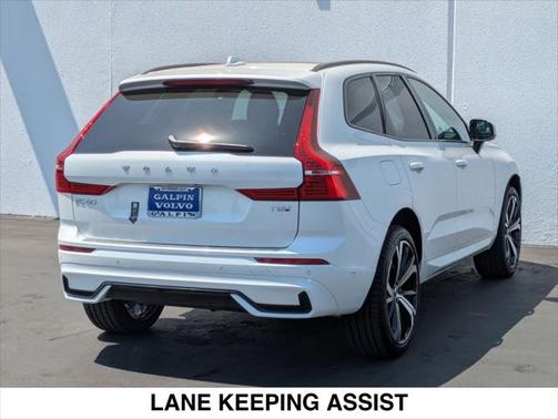 2025 Volvo XC60 Plug-In Hybrid T8 Ultra
