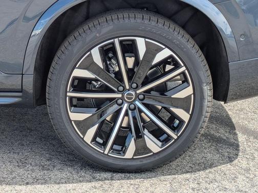 Denim Blue Metallic 2026 Volvo XC90 Plug-In Hybrid Plus, T8 AWD, Electric/Gasoline, Bright, 7 Seats