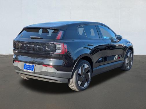 2026 Volvo EX30 Plus