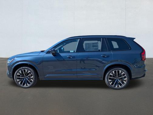 2026 Volvo XC90 B6 Ultra Dark Theme 7-Seater