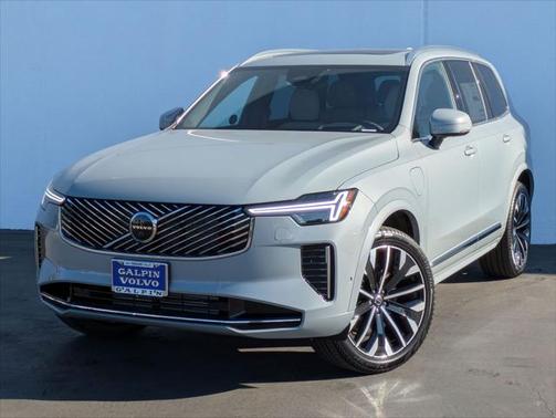 2025 Volvo XC90 Plug-In Hybrid T8 Ultra 7-Seater