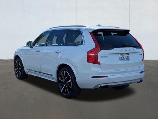 2018 Volvo XC90 T6 Inscription