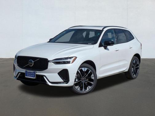 2026 Volvo XC60 B5 Plus Dark