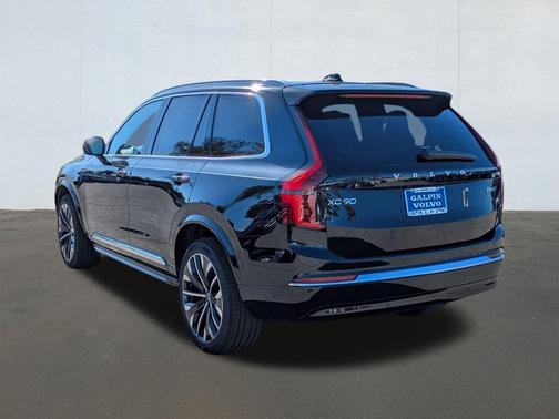 2026 Volvo XC90 B6 Ultra Bright