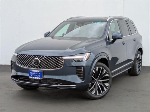 2025 Volvo XC90 Plug-In Hybrid T8 Plus 7-Seater