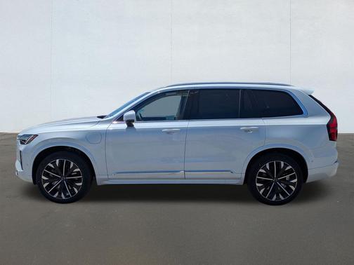 Crystal White Pearl 2026 Volvo XC90 Plug-In Hybrid Plus, T8 AWD, Electric/Gasoline, Bright, 7 Seats