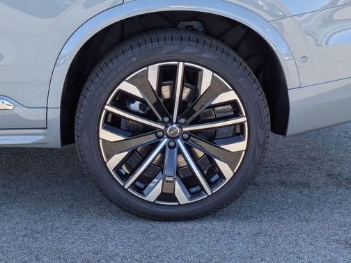 2026 Volvo XC90 Plug-In Hybrid T8 Ultra Bright