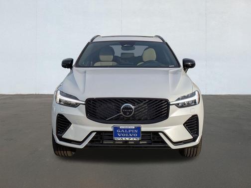 2026 Volvo XC60 Plug-In Hybrid T8 Plus Dark