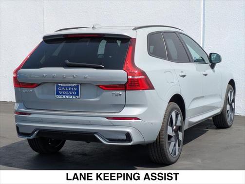 2025 Volvo XC60 Plug-In Hybrid T8 Plus