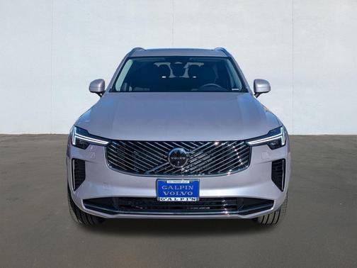 2026 Volvo XC90 B5 Plus 7-Seater