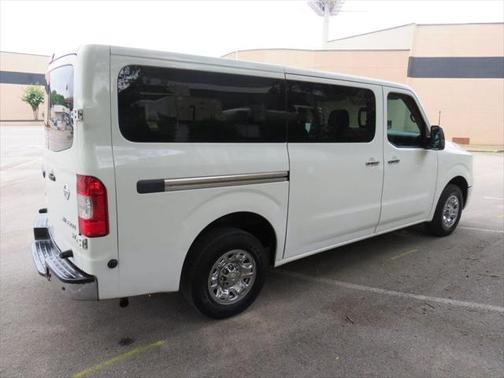 2017 Nissan NV Passenger NV3500 HD SV V6