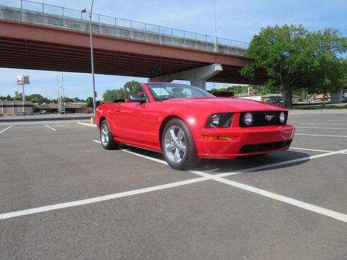 2006 Ford Mustang GT Premium