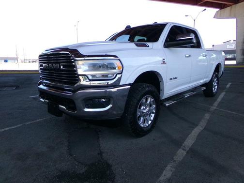 Bright White Clearcoat 2020 RAM 2500 Laramie Crew Cab 4x4 6'4' Box