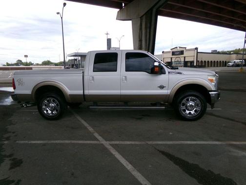 2013 Ford F-250 Lariat