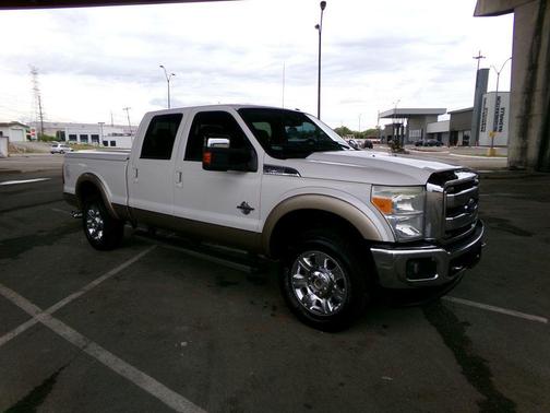 2013 Ford F-250 Lariat